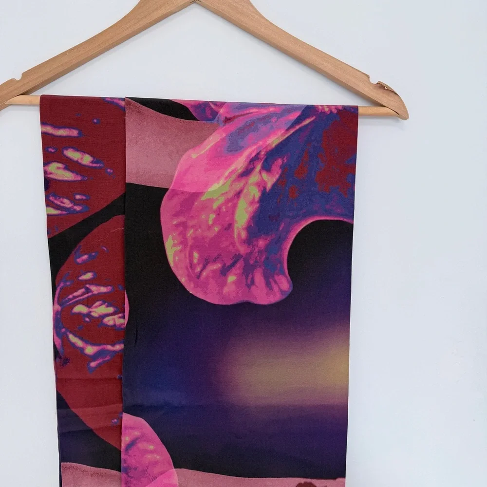 With Jean Naomi Convertible Top - Picture 4 of 4